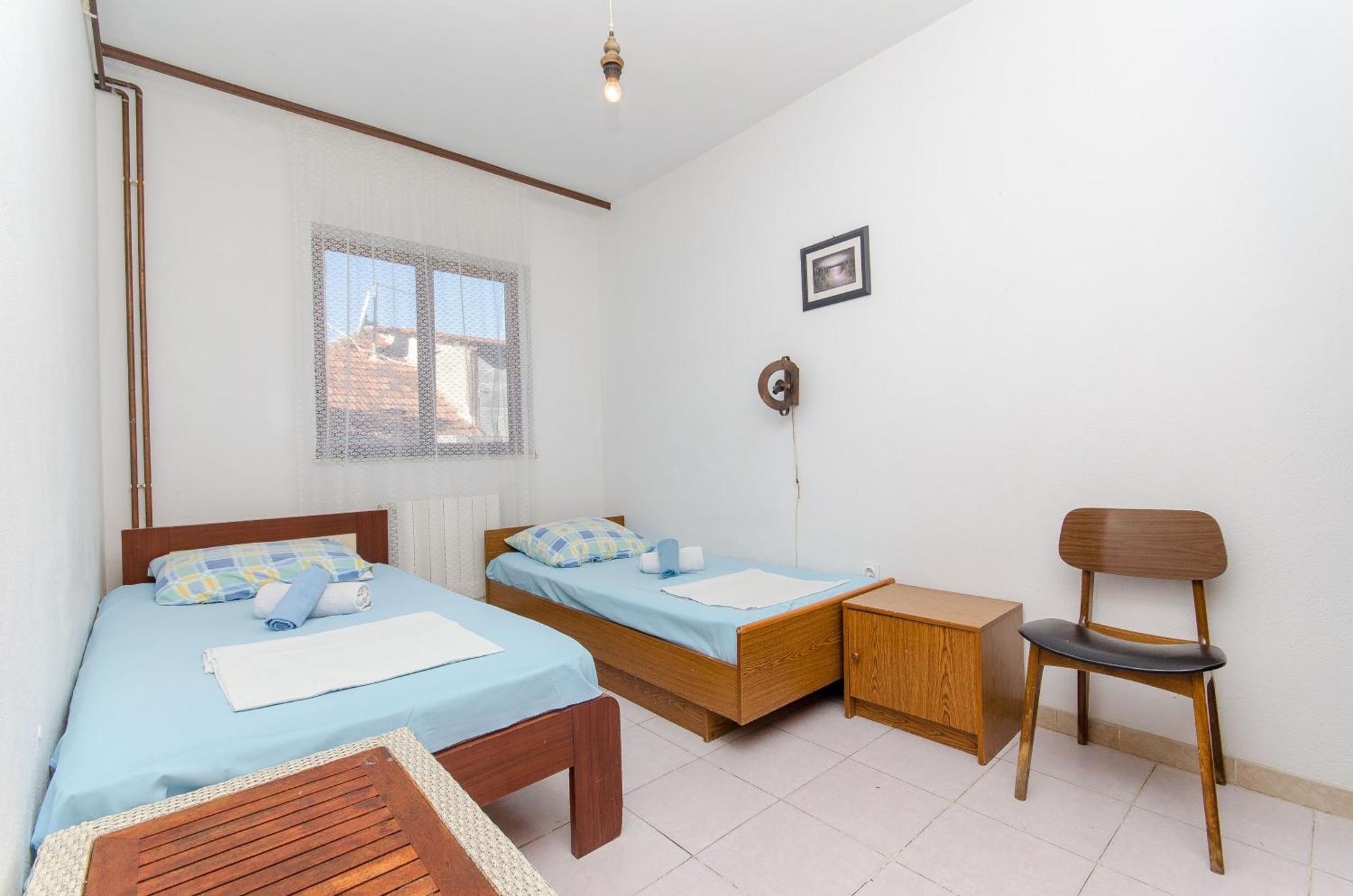 Apartments Lorena Stomorska Ngoại thất bức ảnh
